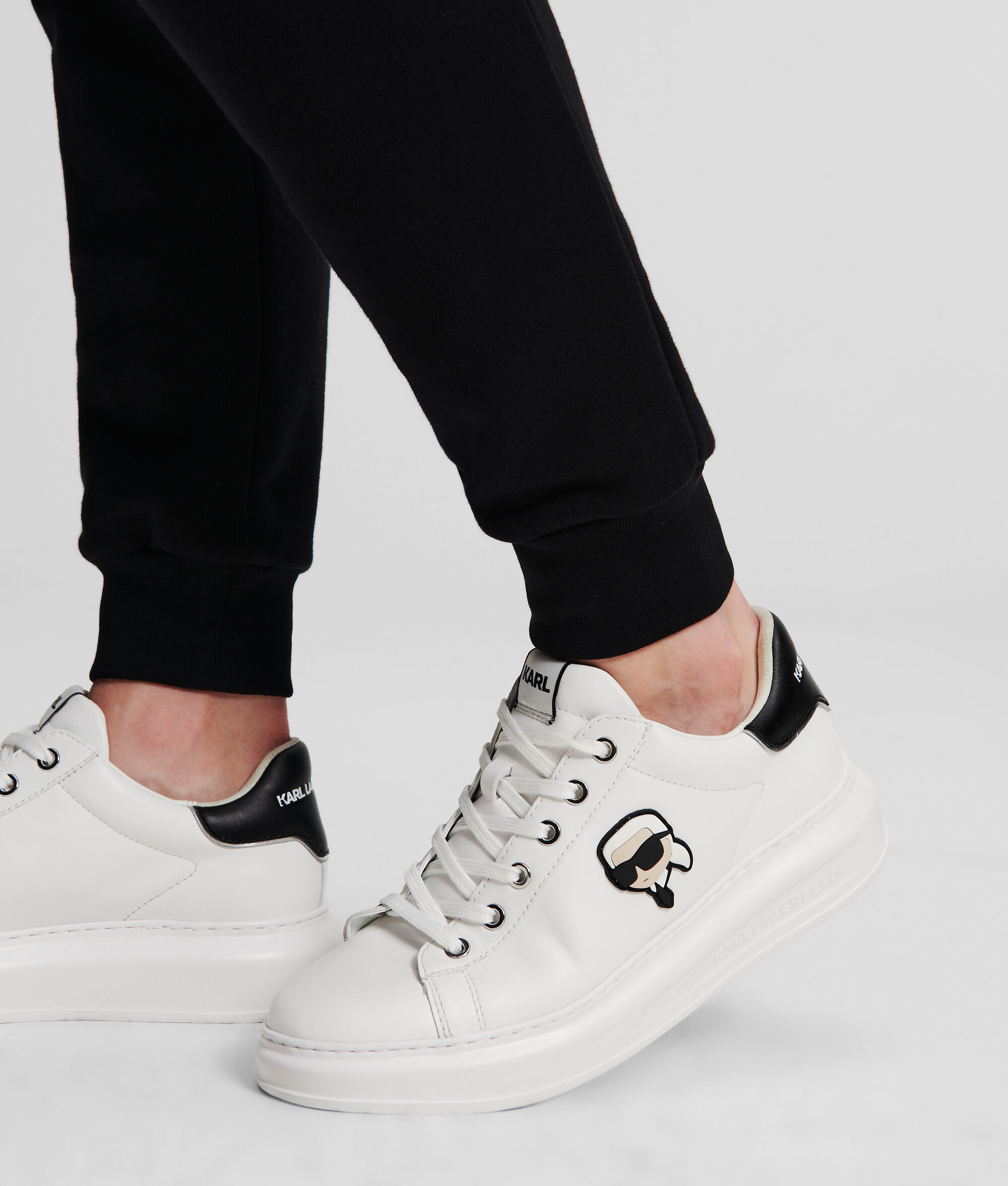 (image for) Charming K/IKONIK NFT KAPRI TRAINERS